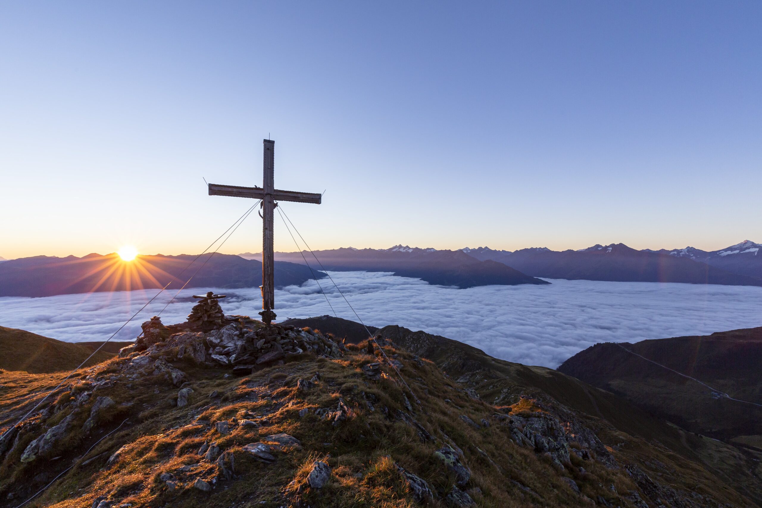 Panoramafoto im Zillertal, Wimbachkopf, Sonnenaufgang, Winterurlaub